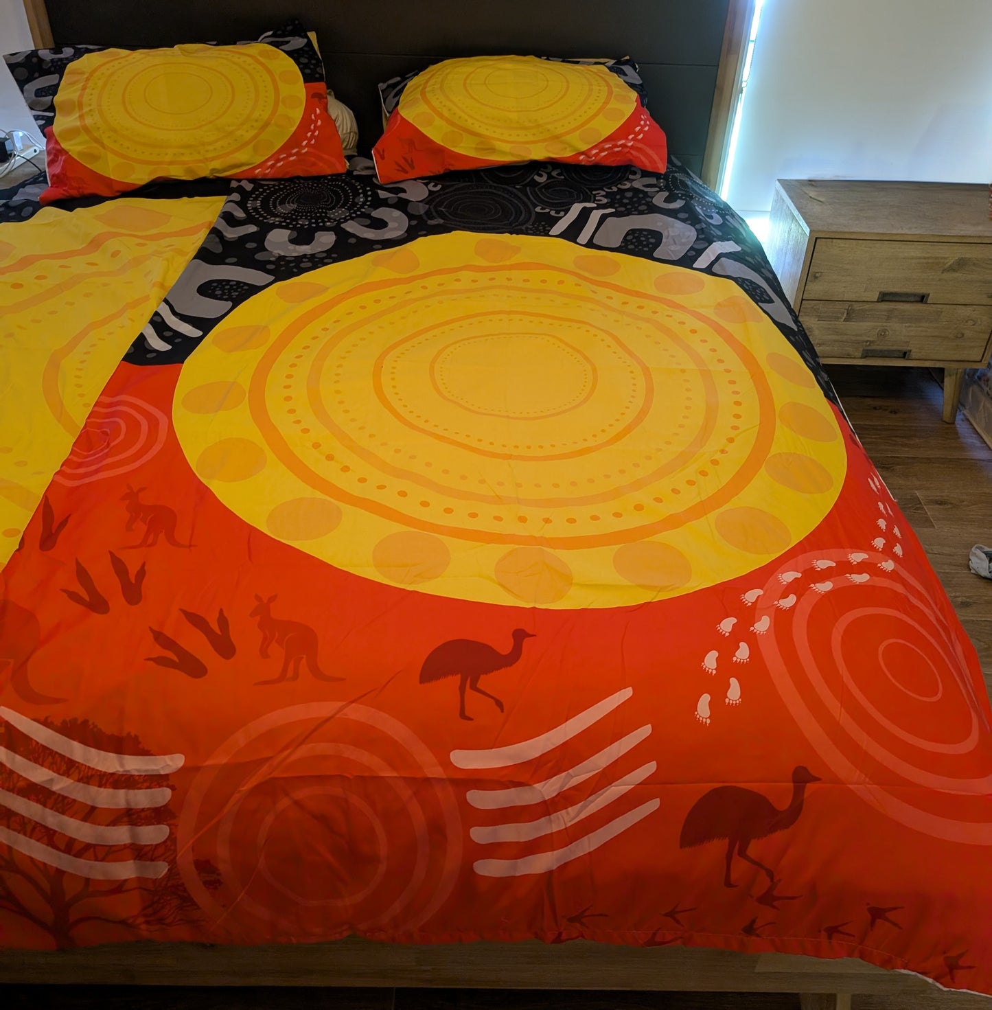 Aboriginal flag quilt cover set (king)